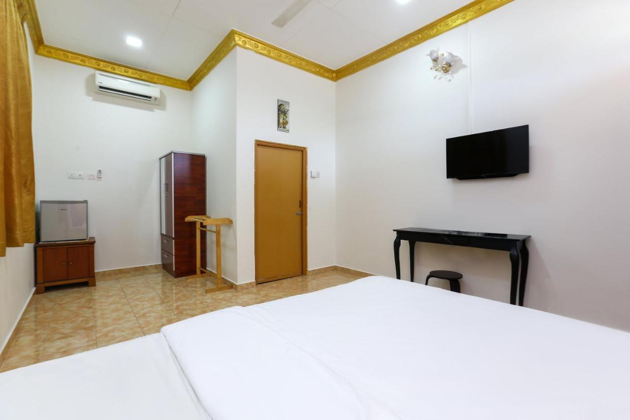 Oyo 89887 Chalet Yunie Marang Kültér fotó